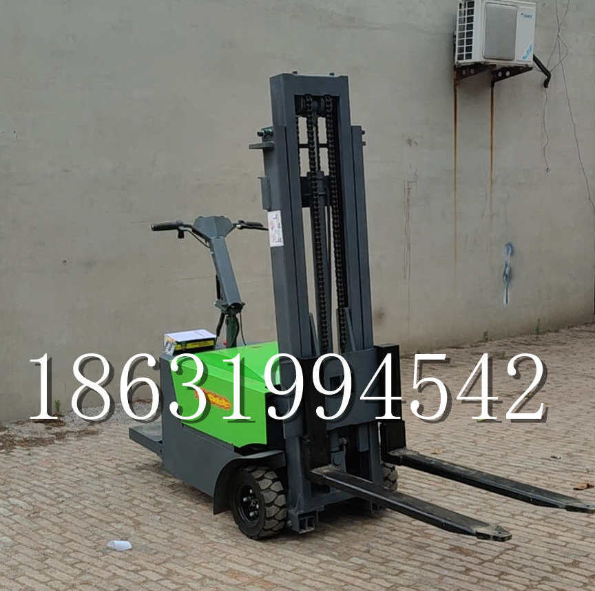 龙潭区优程全电动叉车插腿式堆高车液压装卸车1.5吨升高小型站驾式铲车